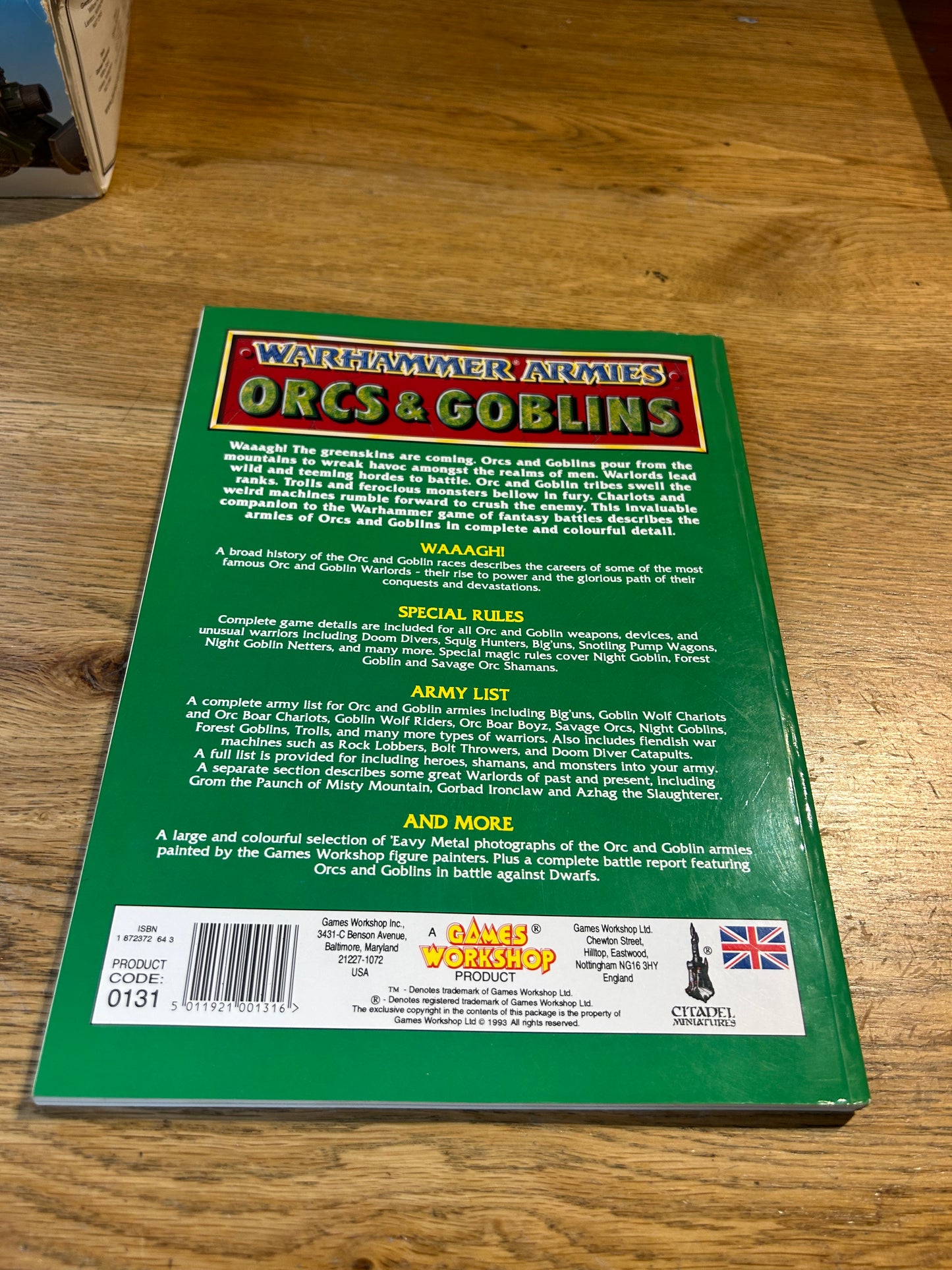 Orcs And Goblins Armies Book Warhammer Fantasy Battle 4th edition (mild wear)
