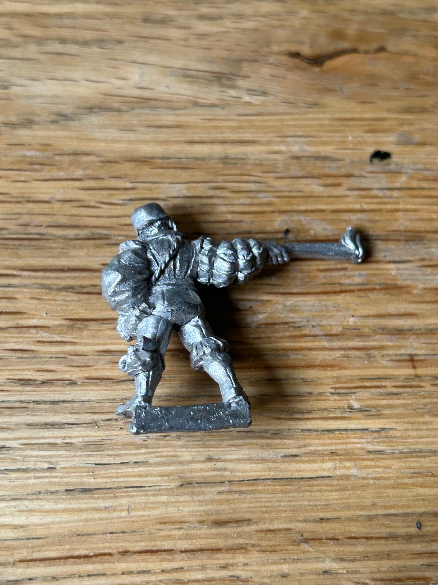 Warhammer fantasy empire mortar crewman metal 90’s