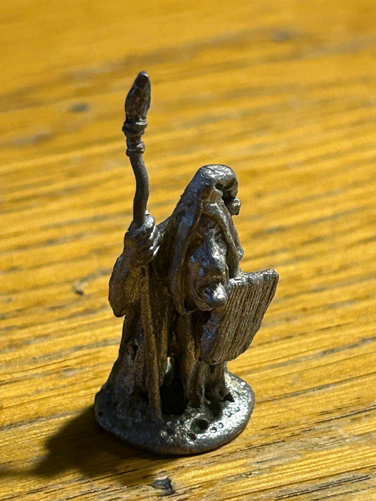 Warhammer Citadel Games Workshop C13 Night Goblins with spear and shield