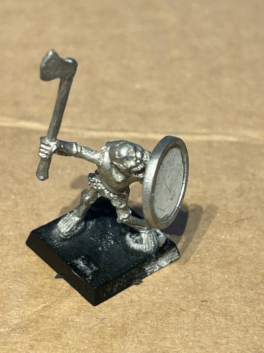 Citadel miniatures warhammer fantasy C17 skeleton mad axe