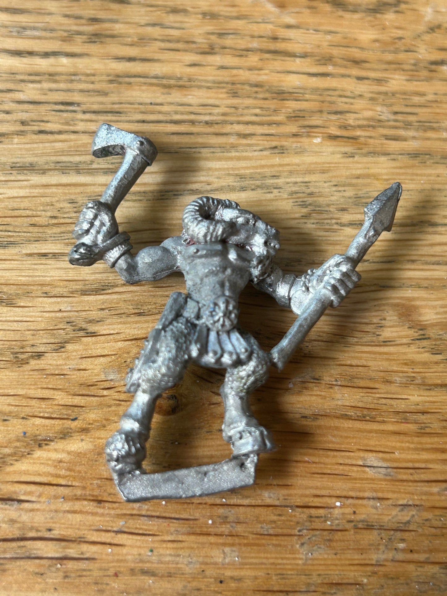 Warhammer Fantasy - Beasts of Chaos - MB9 Beastman Trooper A [Metal] Marauder (has been stripped)
