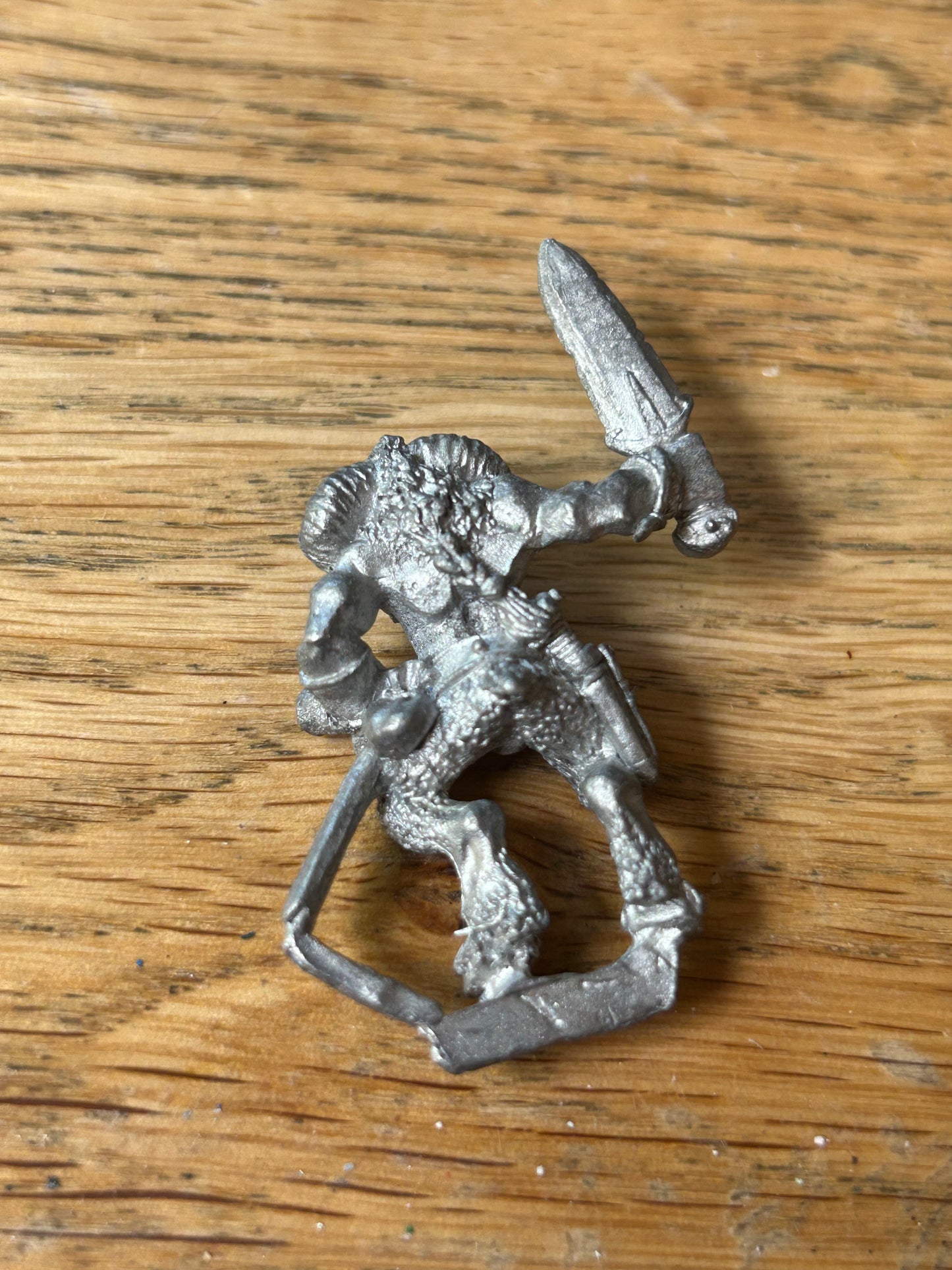 Warhammer Fantasy - Beasts of Chaos - MB9 Beastman Trooper B [Metal] Marauder (has been stripped)