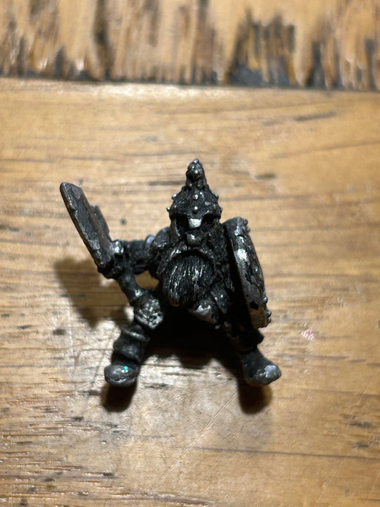 Middle Earth Lord of the Rings ME 15 Gimli (no mount)