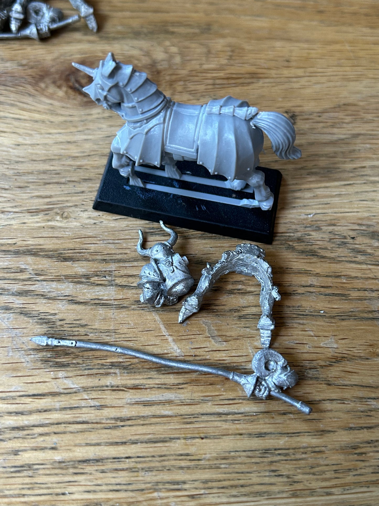 Warhammer fantasy 80’s empire knight Templar mounted (horse is the later early 90’s one and not the original 80’s big horse he came with) 8002 knights of the empire
