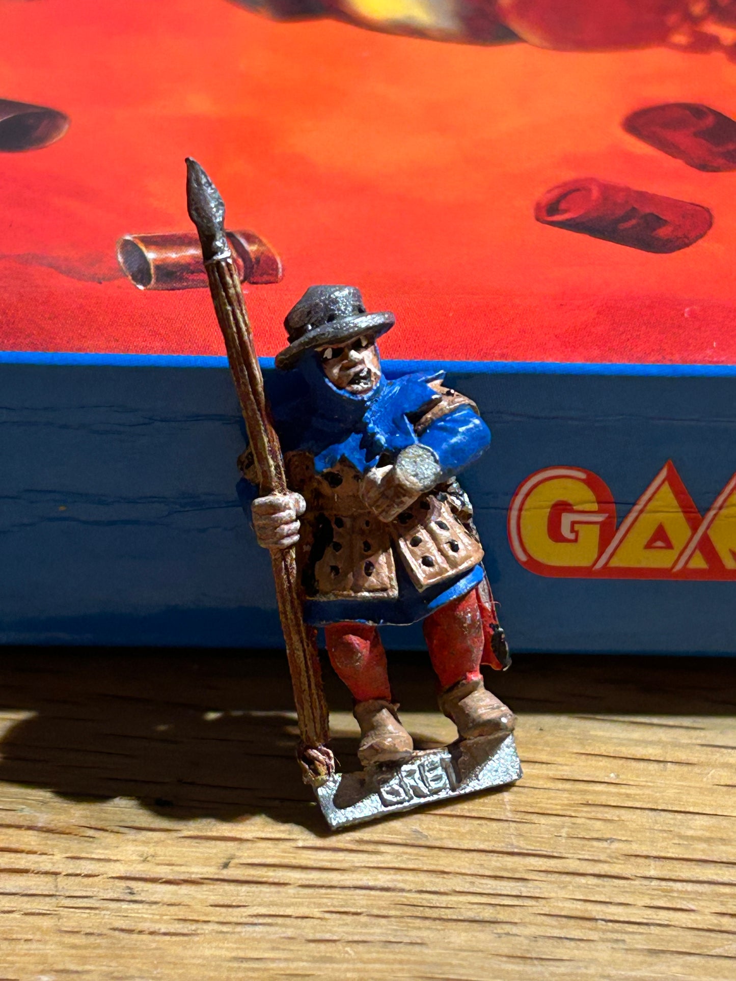 Bretonnian man at arms spearman metal warhammer fantasy