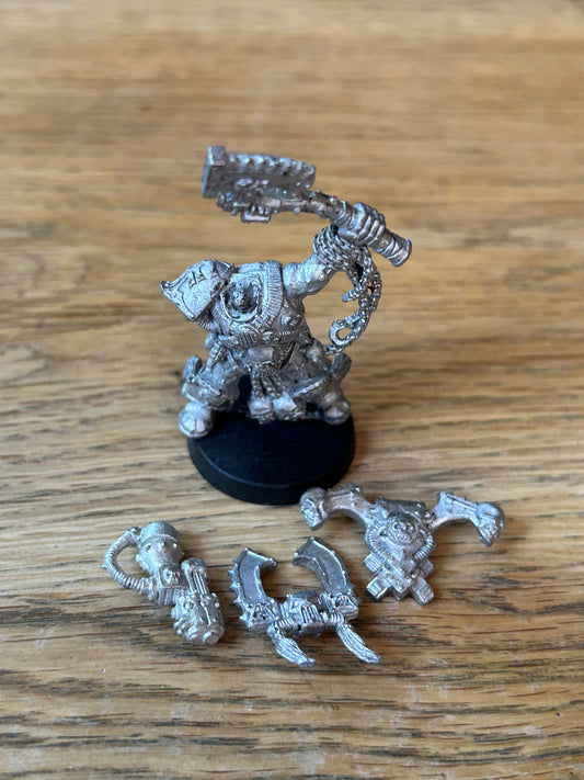 40K - Kharn, the Betrayer Chaos Space Marine WORLD EATER Khorne - METAL (has been stripped)