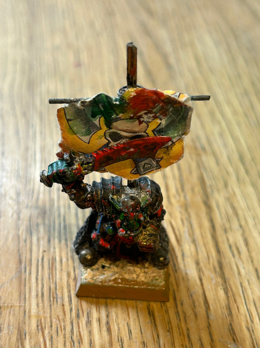 Games Workshop - WHFB Vintage Orc Warboss "Gorfang Rotgut" - Citadel Metal OOP (has a banner mounted into his armour)
