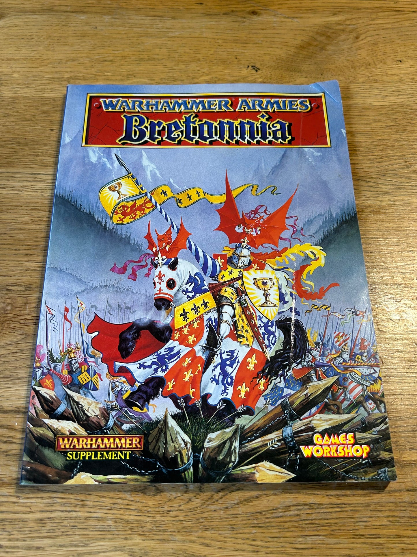 Warhammer Fantasy Armies Bretonnia Army Book 5th edition Army Games Workshop (moderate wear but complete)