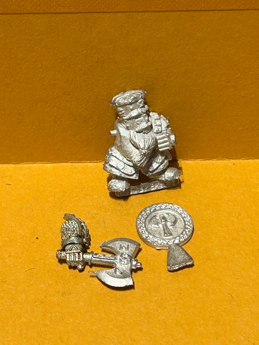 Warhammer fantasy dwarf iron breaker champion old world metal