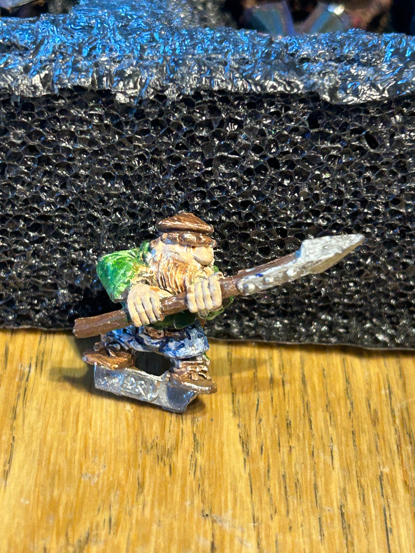 Warhammer fantasy marauder miniatures dwarf with plug in spear