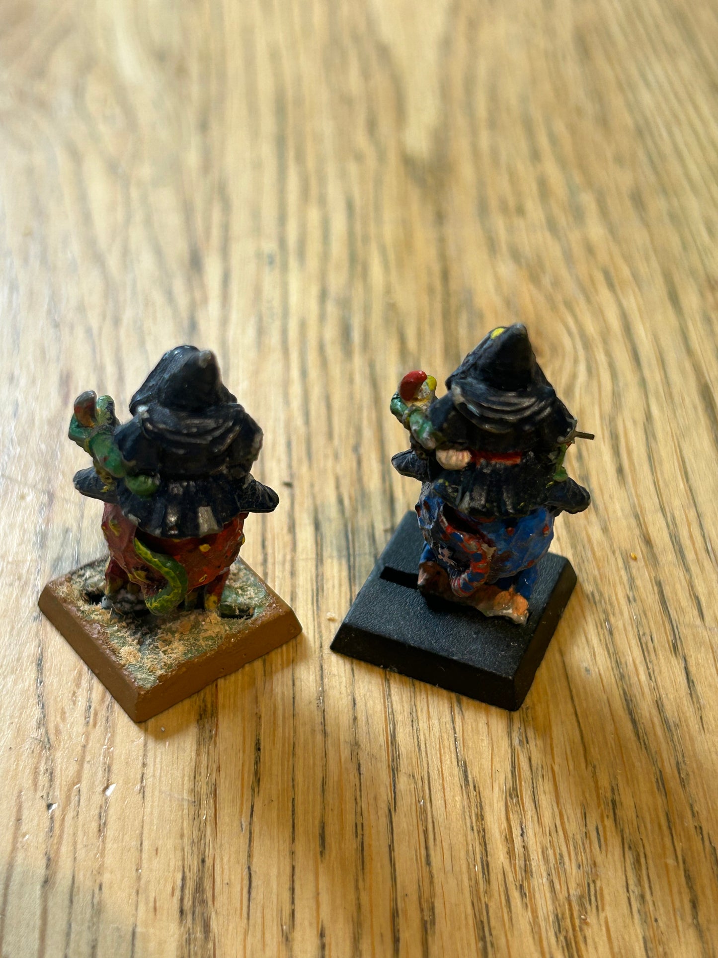 Warhammer fantasy broken squig hoppers x2 (both goblins are missing an arm)