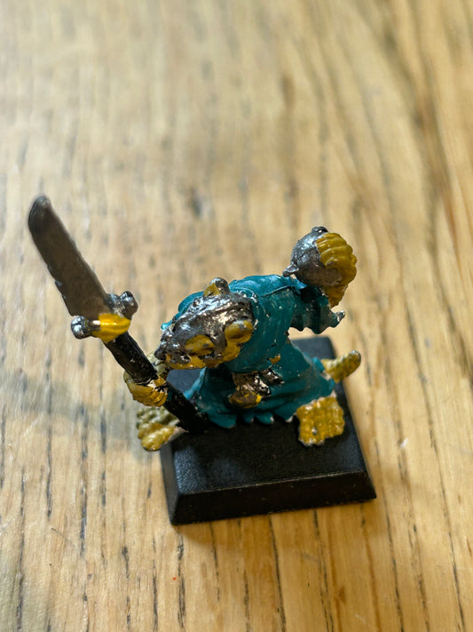 Skaven Clan Skyre with Poisoned Wind Globe and halberd Metal Warhammer Fantasy GW