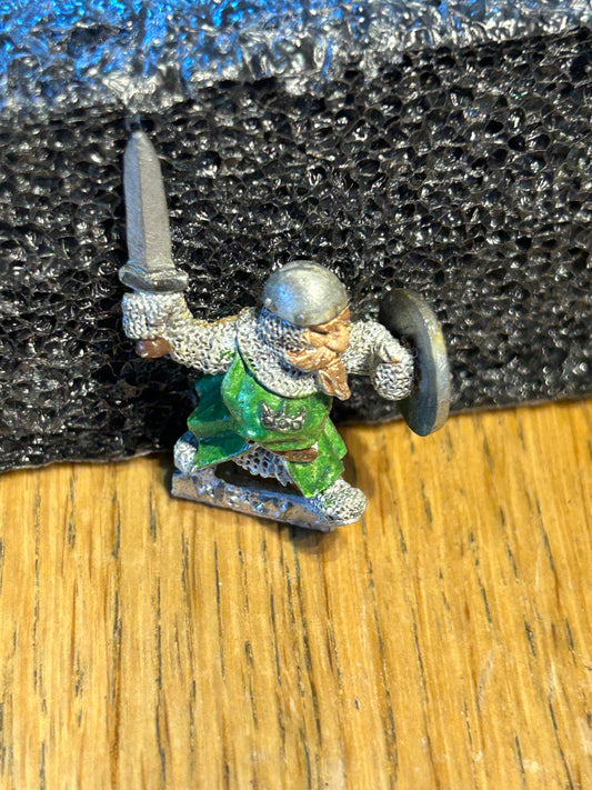Warhammer Citadel 1985 Imperial Dwarf 0307  Torri Gretson dwarf sergeant/champion- Metal