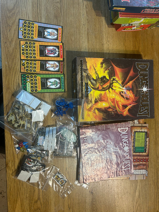 DUNGEONQUEST  GAMES WORKSHOP 1987 BOARD GAME (complete except for 3 little plastic cones which can be substituted for anything)