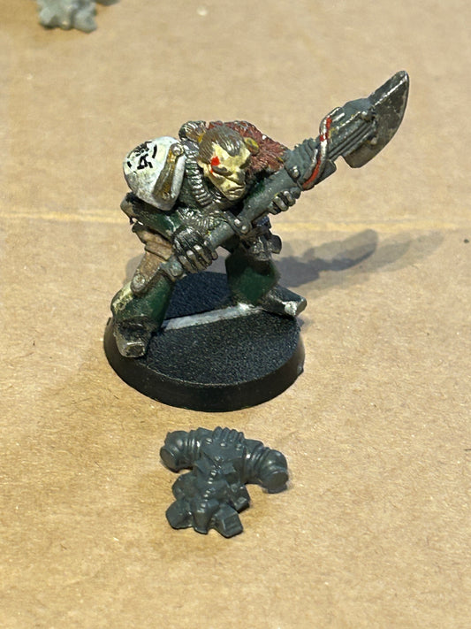 Rogue Trader Warhammer 40k Space marine 4101 marine charging with power axe brother basehart