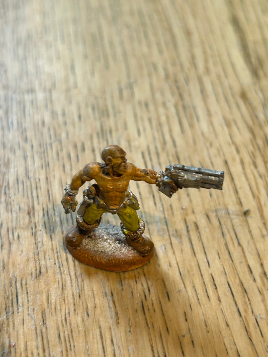 OOP  Games Workshop Gorkamorka Warhammer 40k Ork Digga Boy with six-shoota metal