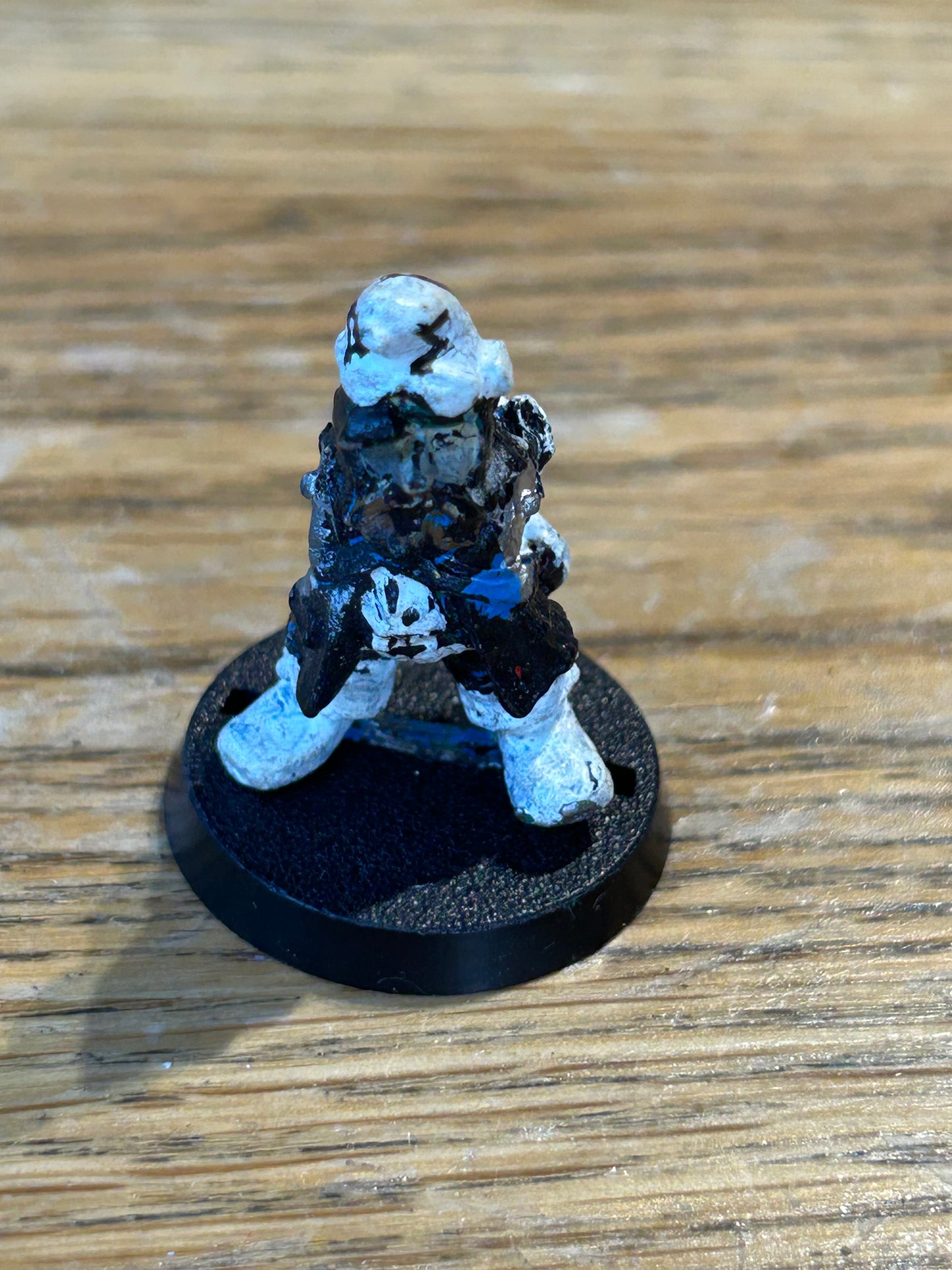 Rogue Trader Warhammer 40k Squat Adventurer (no plastic arms or weapon)
