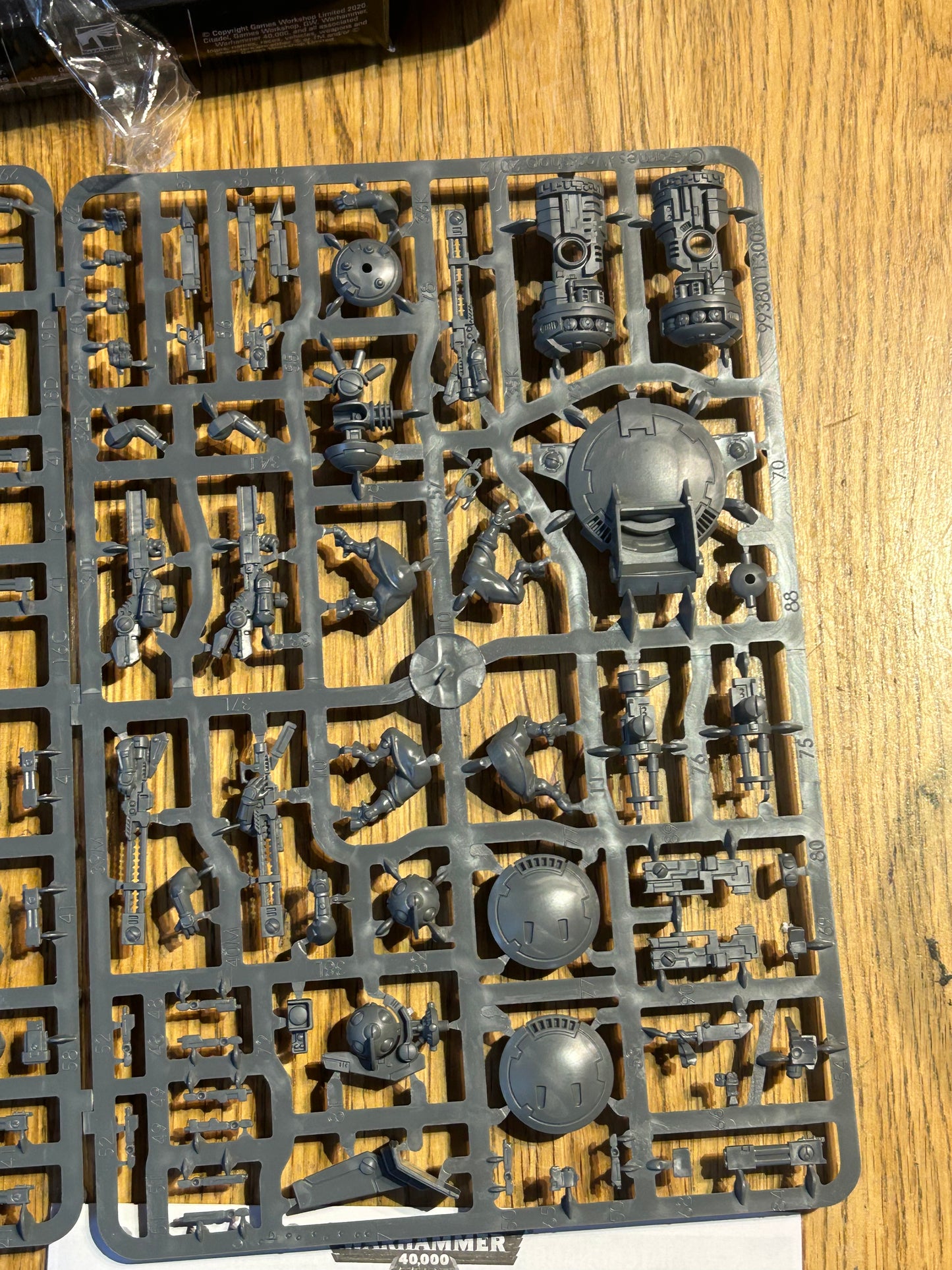 Warhammer 40k - Tau Empire Pathfinder Team  opened box (new on Sprue) Games Workshop GW-56-09