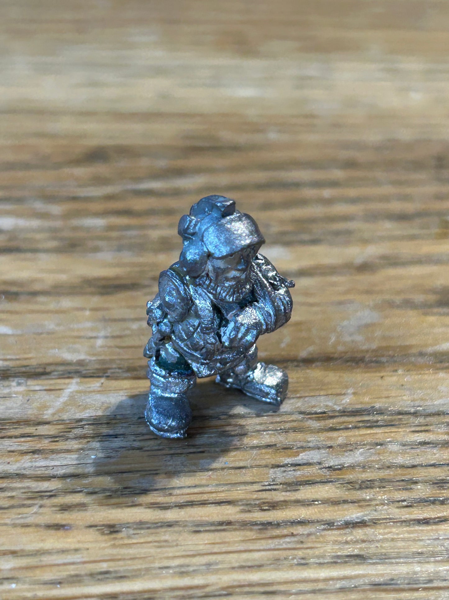 Rogue Trader Warhammer 40k injured squat (no tab or plastic arm and gun)
