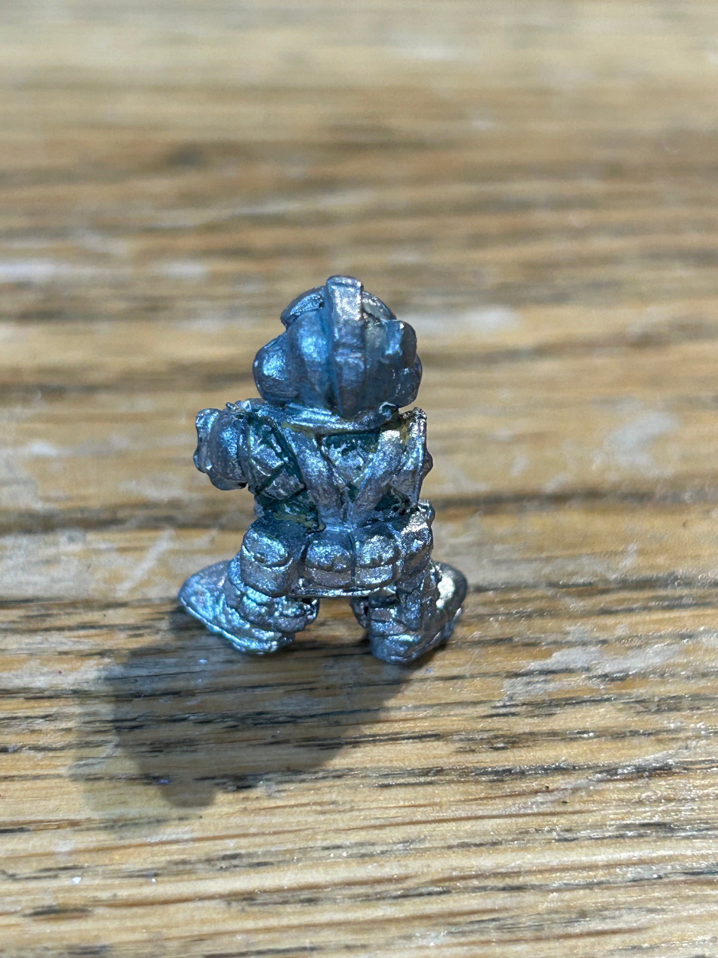 Rogue Trader Warhammer 40k injured squat (no tab or plastic arm and gun)