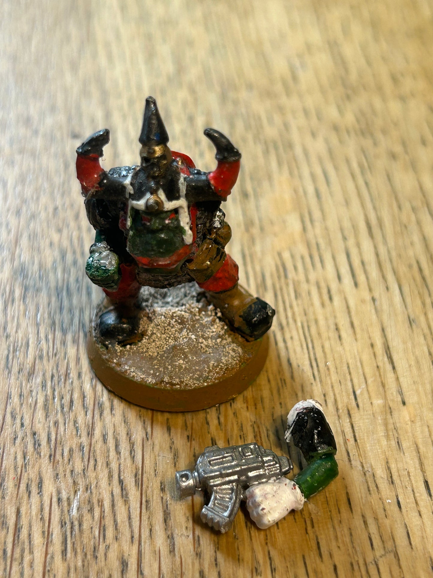 Warhammer 40k - Orks, Classic Rogue Trader - Goff Orc Skarboy, Skar Boy