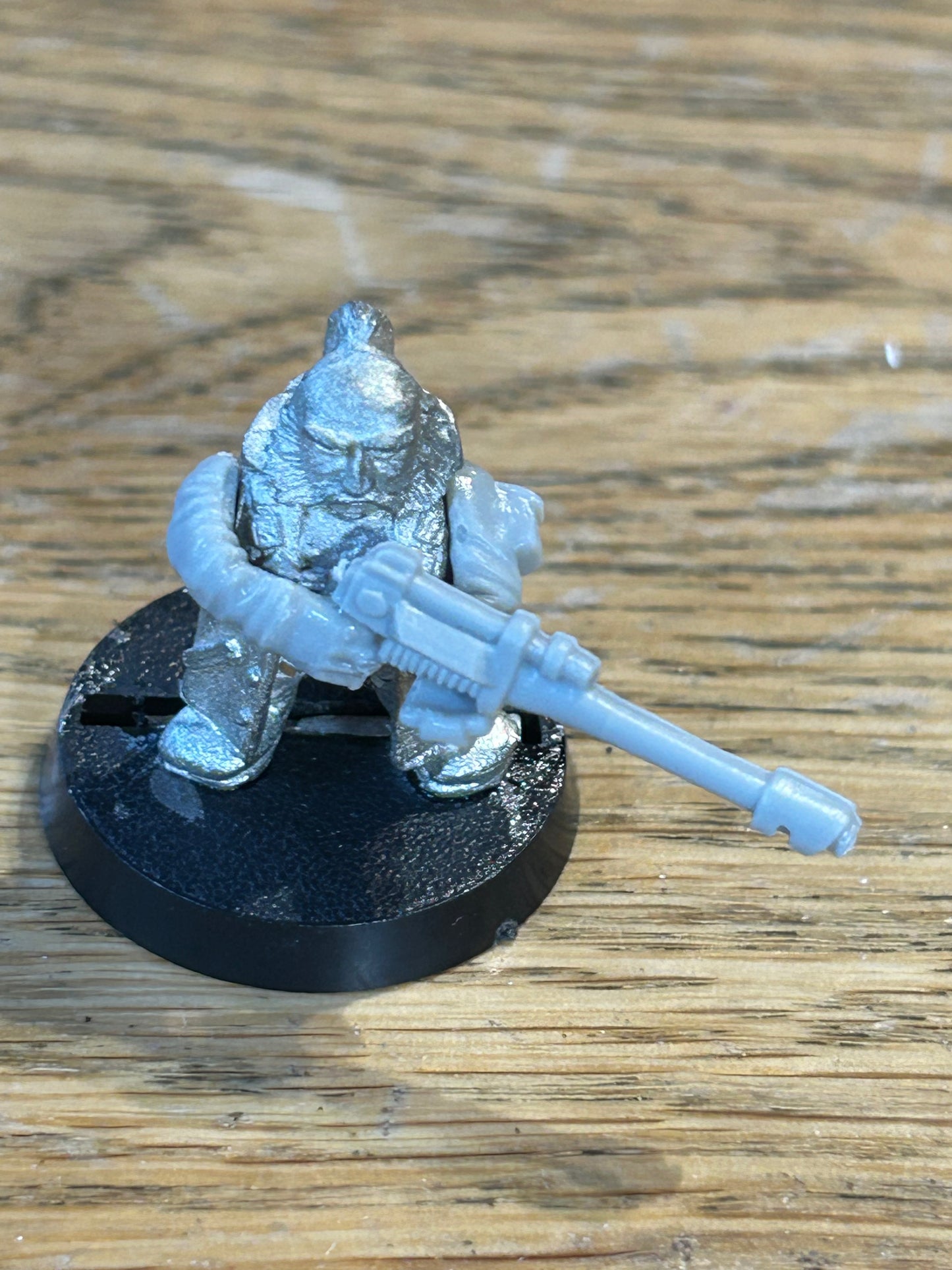 Warhammer 40k Rogue Trader Space Dwarf biker on foot