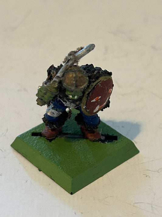 Citadel Warhammer classic 80s Reg Renown RR15 Despoiling Hobgoblin Trooper