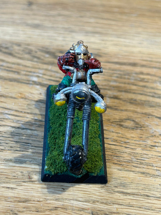 Rogue Trader Squat Bike and Biker