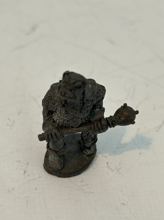 Warhammer fantasy orcs chronicle orc with double handed mace