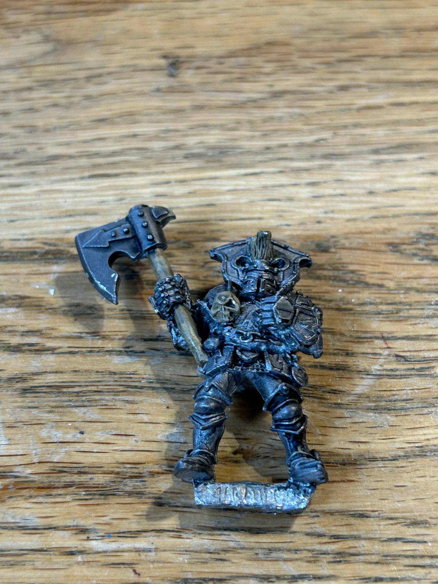Warhammer fantasy 4th edition chaos warrior with axe