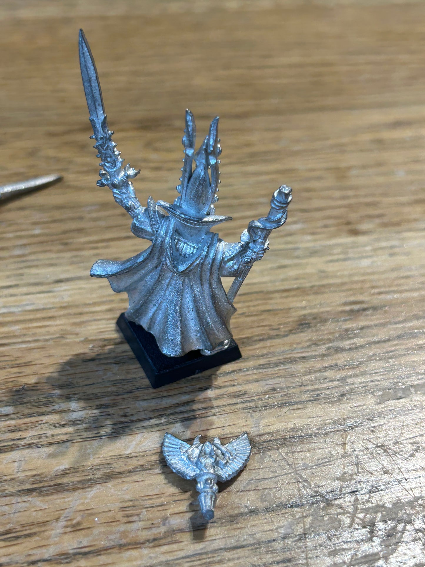 Vintage Warhammer High Elves 'Teclis High Elf Mage' 1990s Metal (moon icon needs attaching and might not be from this exact teclis as I have 8 broken ones)