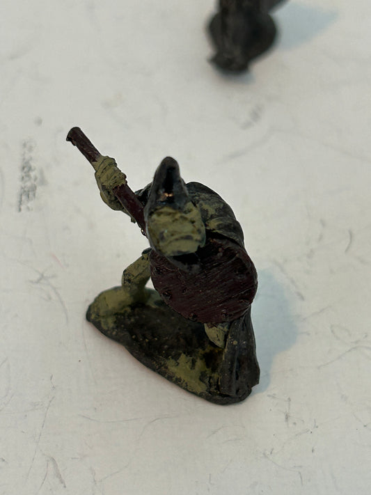 (Copy) Citadel/Games Workshop pre slotta Moonfaced orc with spear and shield (C15 - 1C)