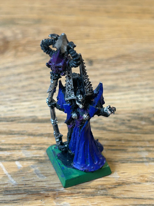 Warhammer Fantasy Dark Elf Sorceress metal