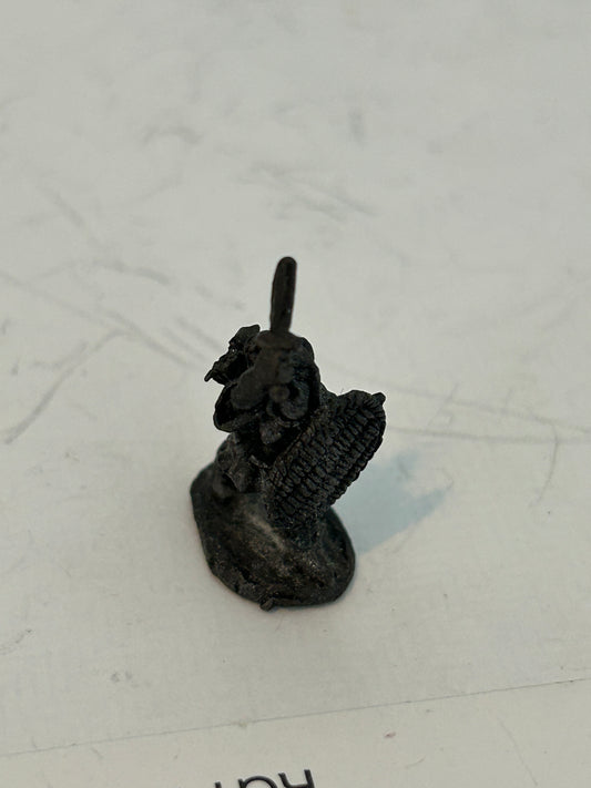 Pre-slotta Citadel Miniatures C14 Lesser Night Goblin with Sword and Shield