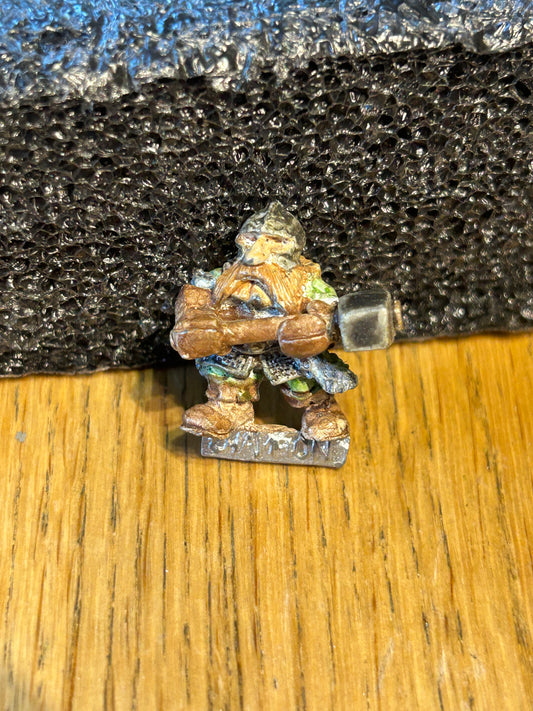 Citadel Warhammer fantasy classic 80s Norse Dwarf 1310 Dwarf champion (b)