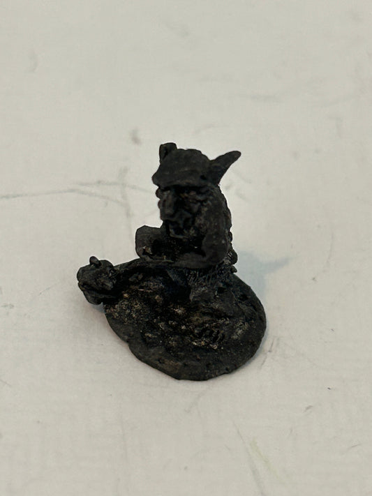 Pre-slotta Citadel Miniatures C14 Lesser Goblin with mace