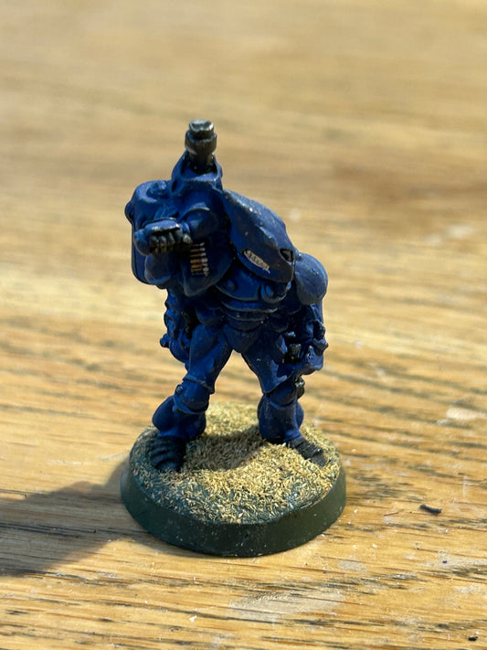 Citadel 40k Rogue Trader Eldar RT401 Belgae Strongwill - OOP, Oldhammer
 Rogue Trader Era (has milliput on the base but tab is still there)