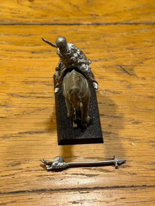 Warhammer fantasy old world bretonnian squire mounted yeoman squire