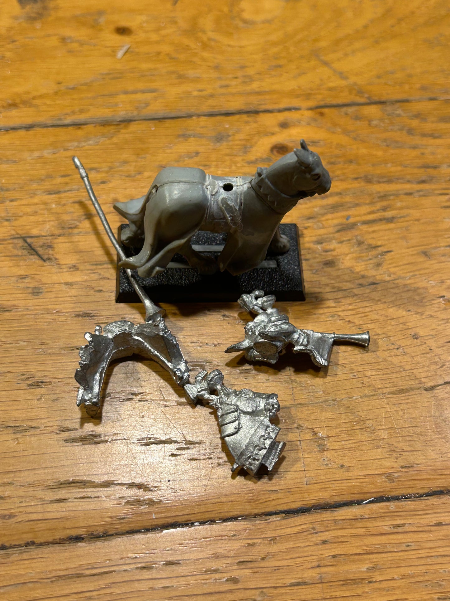 Warhammer Fantasy BRETONNIAN GRAIL KNIGHT MUSICIAN metal 5th edition