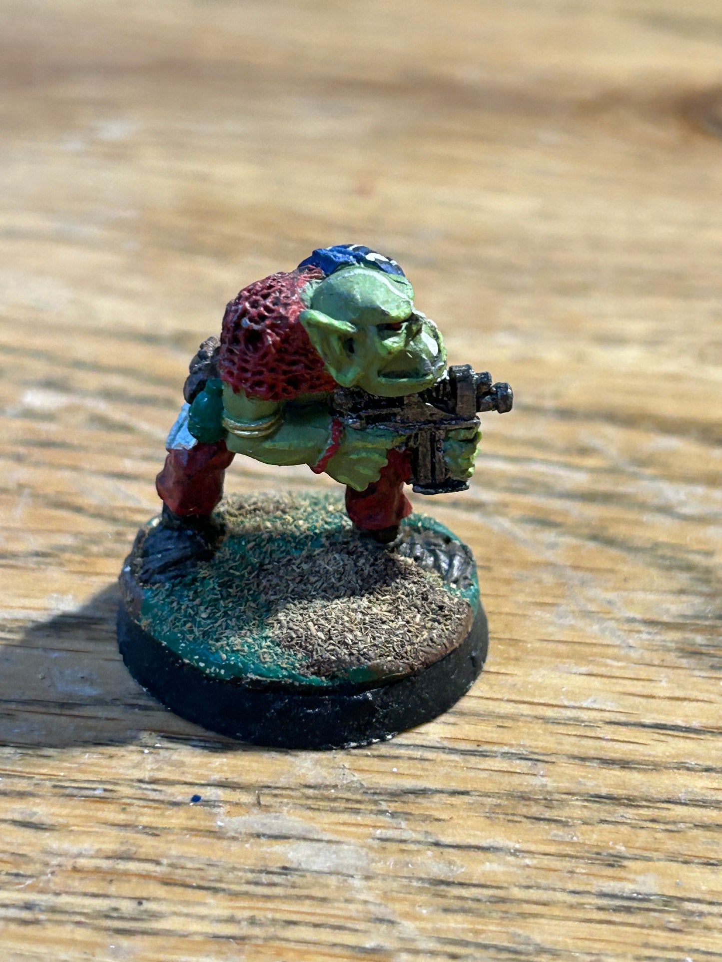Warhammer 40k rogue trader space ork raider trooper (has milliput on the base but tab is unaffected)