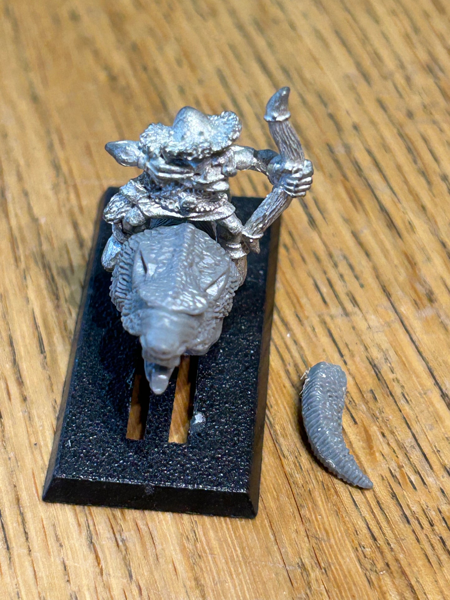 Warhammer fantasy marauder miniatures goblin wolf rider with bow