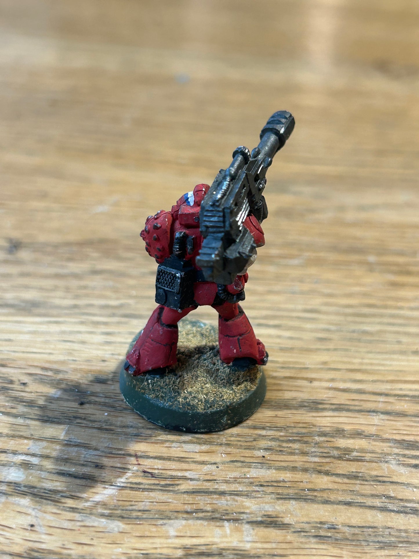 40k Space Marine Heavy Weapon Devastator with las cannon Rogue Trader metal RT103 (has milliput around the base which will need removing if you want to rebase him, tab is still there)