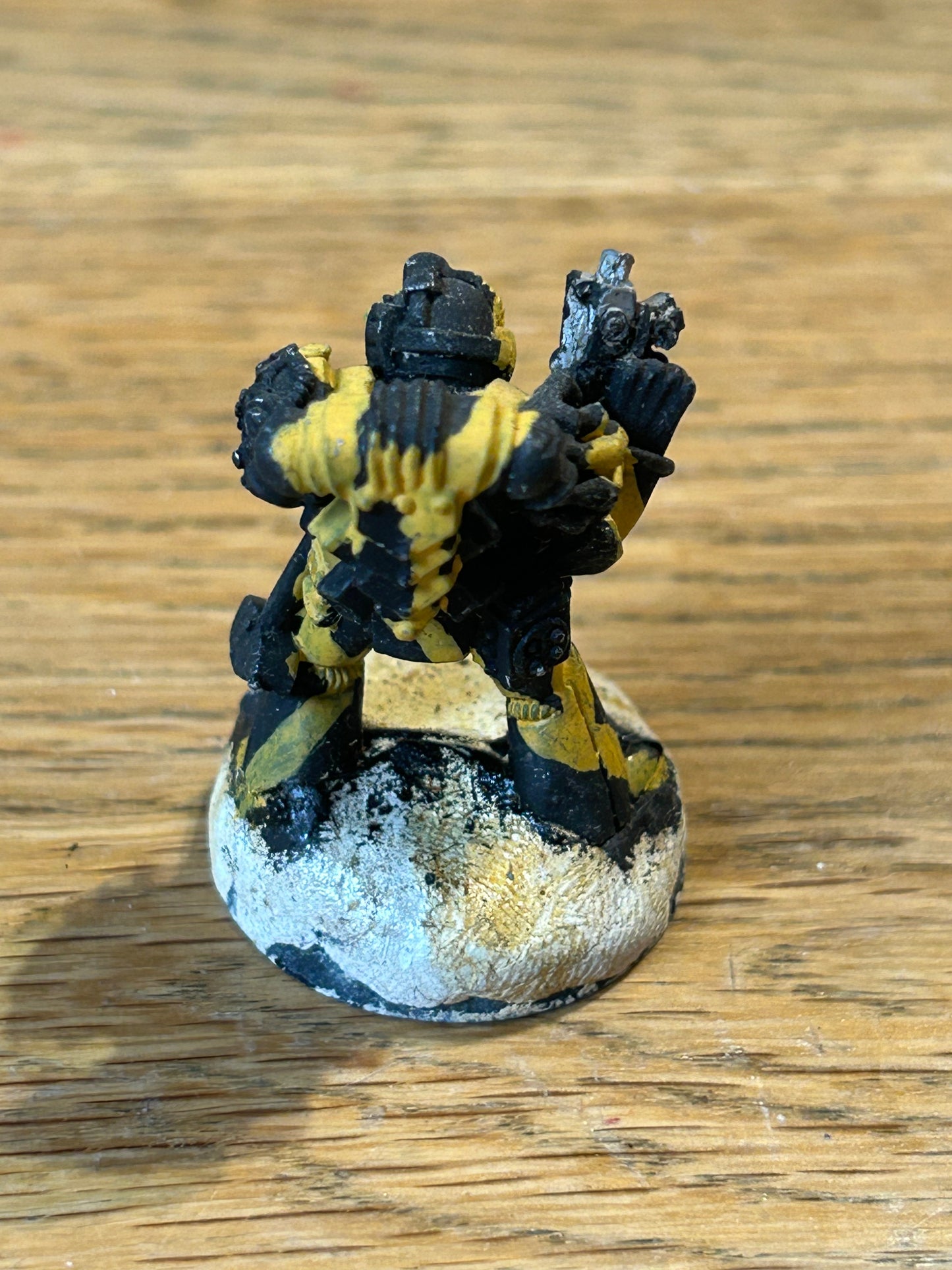Warhammer 40k Rogue Trader Tech Marine with bolt pistol (has milliput on the base which will need removing if you want rebase him)