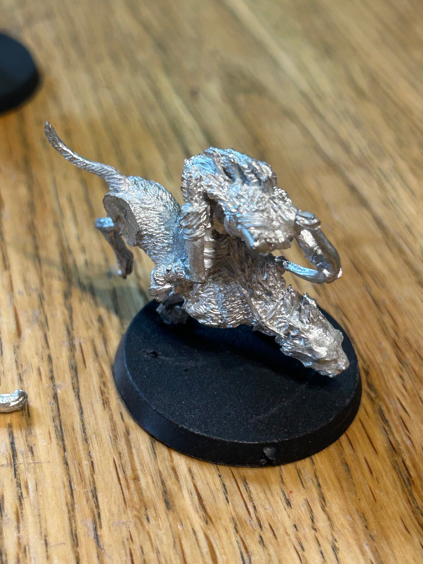Games Workshop Lord of the Rings Warg Riders Metal Miniatures X 5 (two of them are missing their back legs).