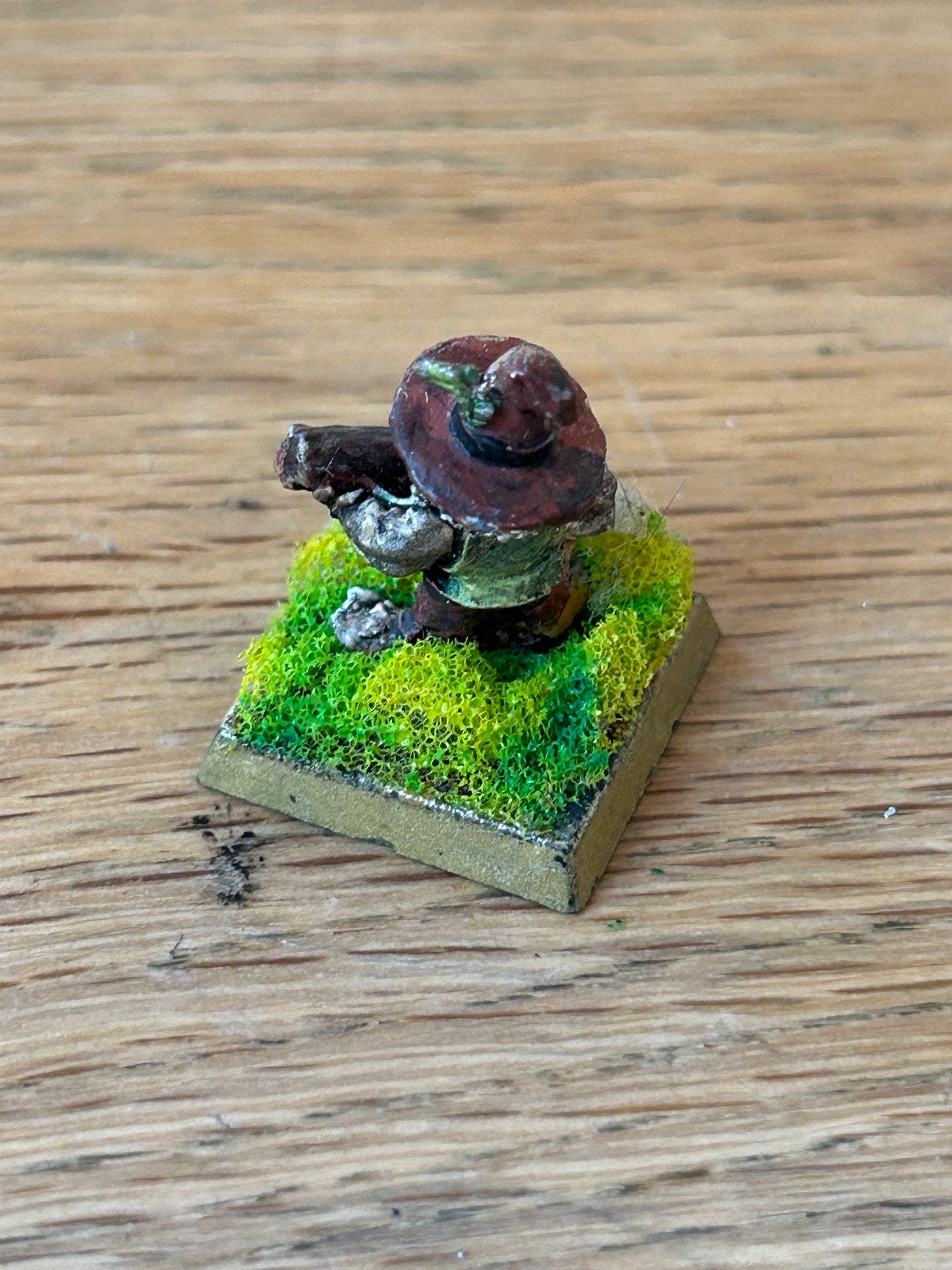 Citadel Warhammer 80s Empire C11 Halfling Screaming Lord Titch
