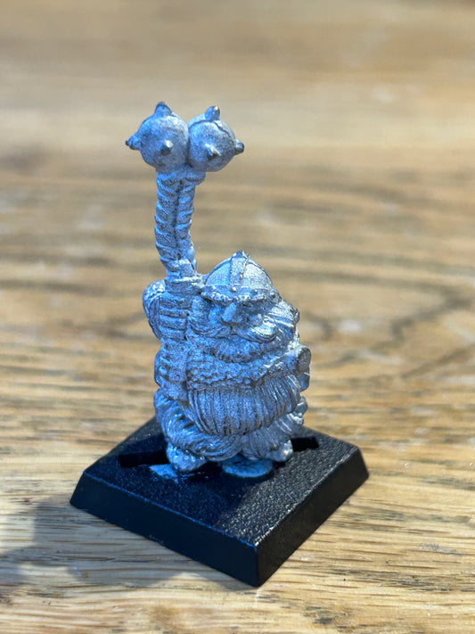 Warhammer fantasy marauder miniatures dwarf long beard with flail
