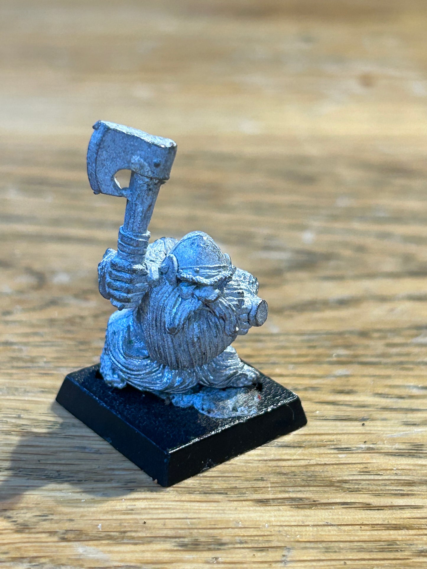 Citadel Warhammer fantasy 90s Marauder Dwarf Longbeard (undercoated white)