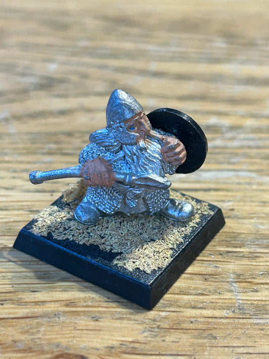 Citadel Warhammer 80s LOTR ME33 Dwarf with spear