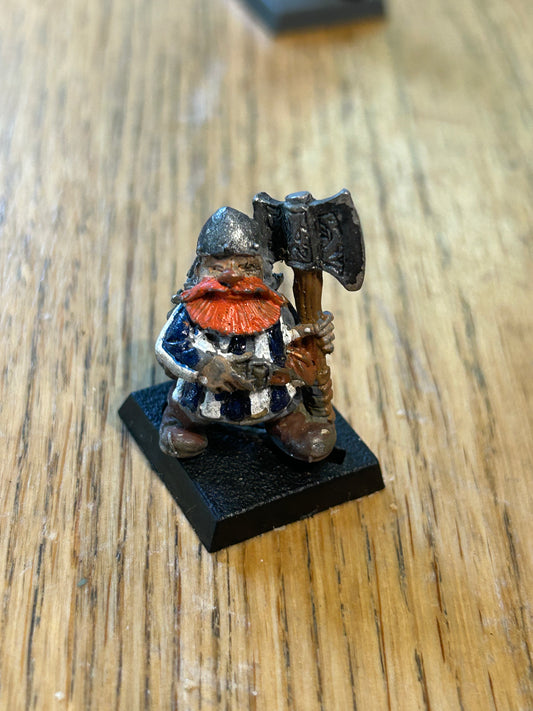 Dwarf adventurer D4 Raven  Citadel Dwarven Warhammer fantasy