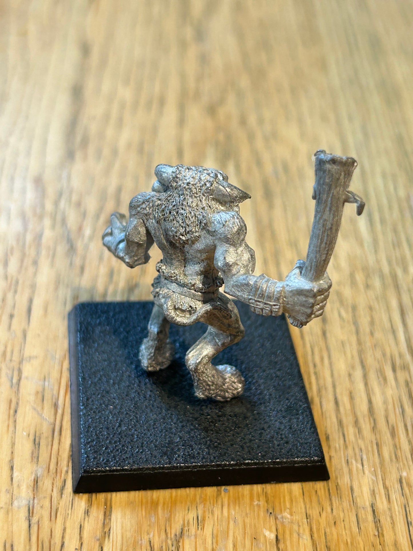 Citadel Warhammer 80s Marauder MM42 Minotaur A with spiked club